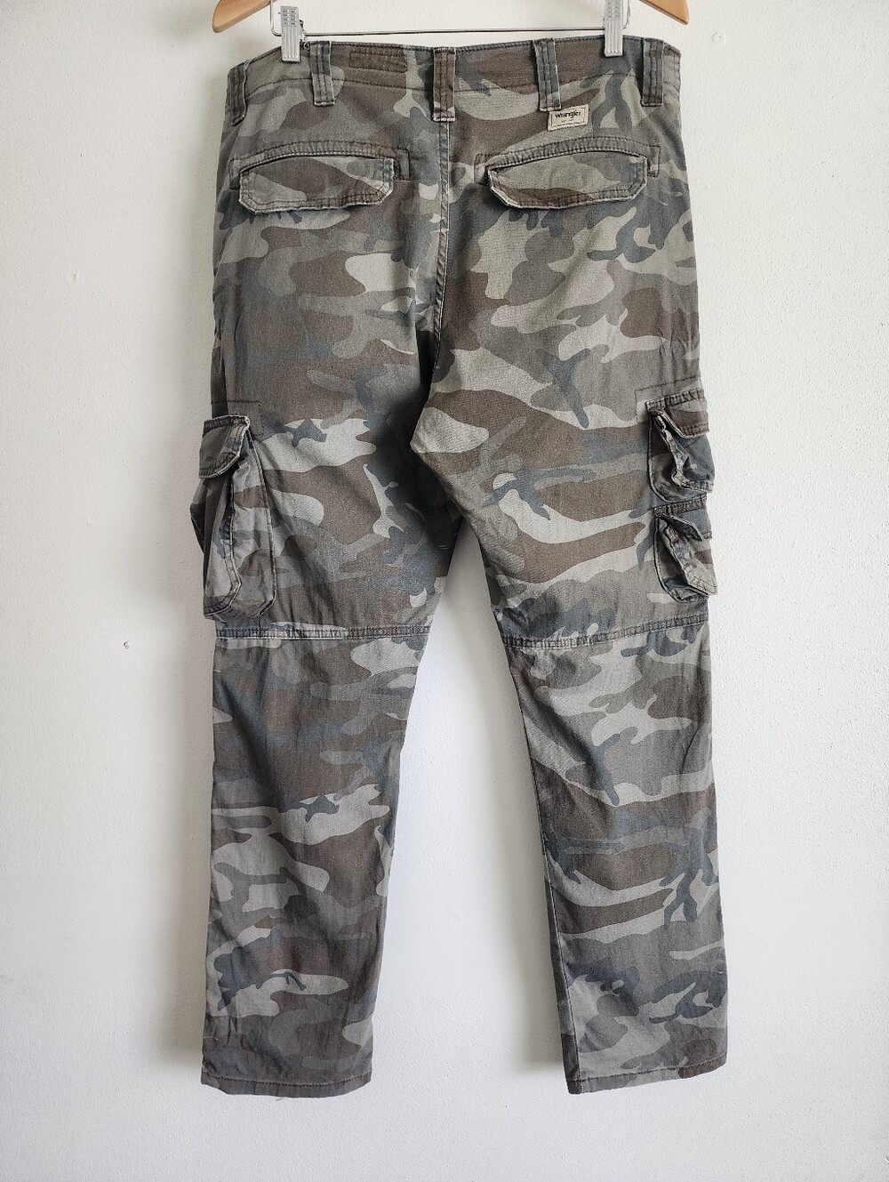 Wrangler Mens Camo Cargo Pants 36x32 Regular Taper Camouflage Stretch Utility - Picture 7 of 11